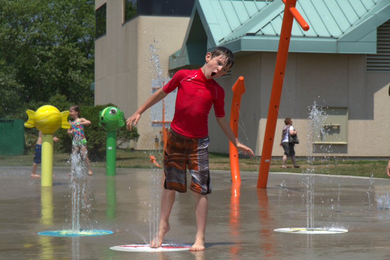 Jeux d'eau, plage, hot-dogs, barbe a papa... le top !
