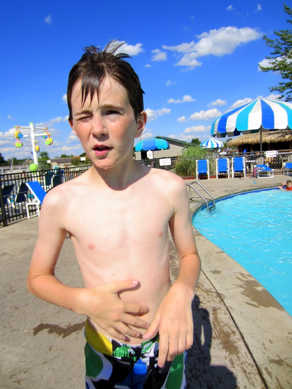 Premiere piscine, ca change des lacs...